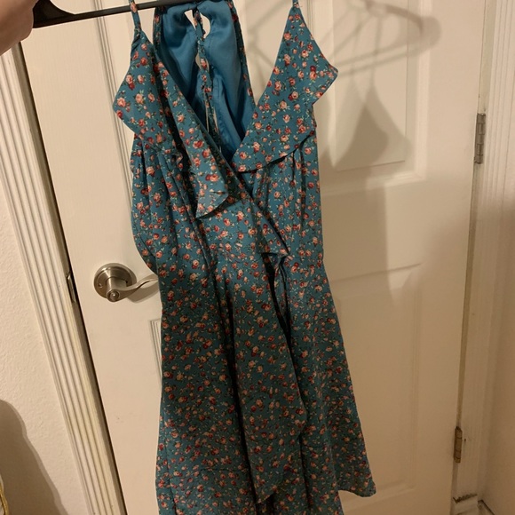 Dress - Picture 2 of 2